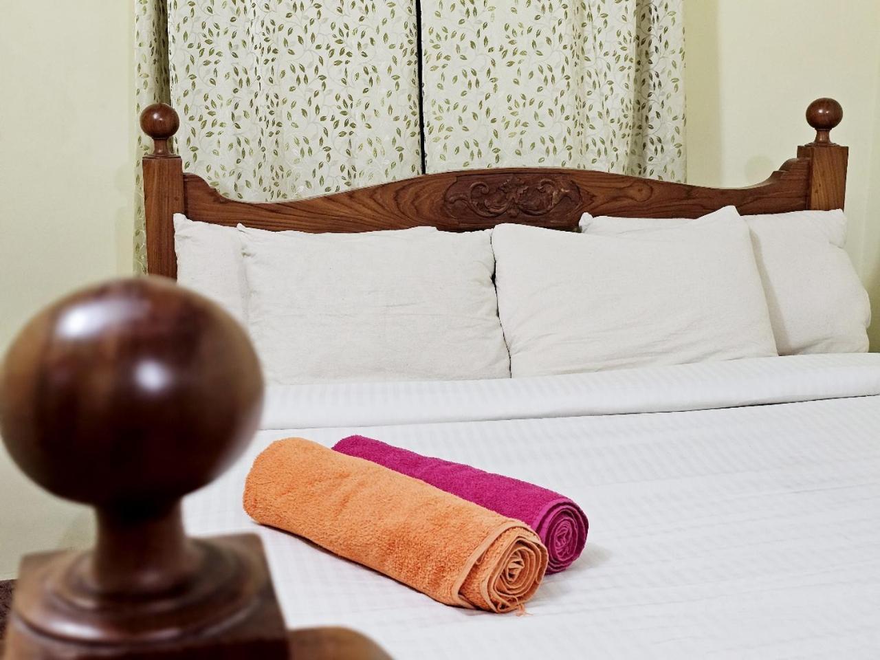 Petit Gite Heritage Home Pondicherry Esterno foto