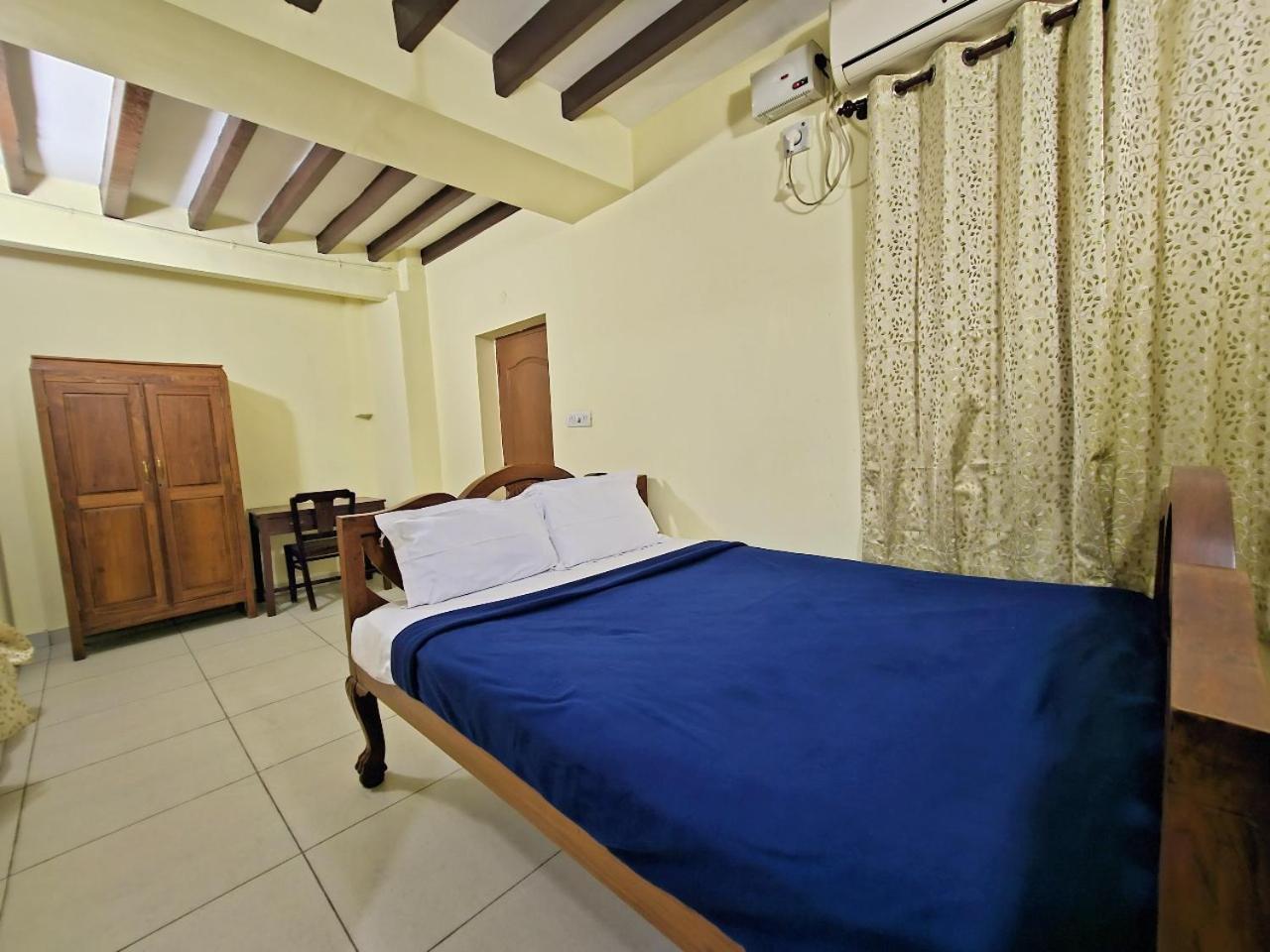 Petit Gite Heritage Home Pondicherry Esterno foto